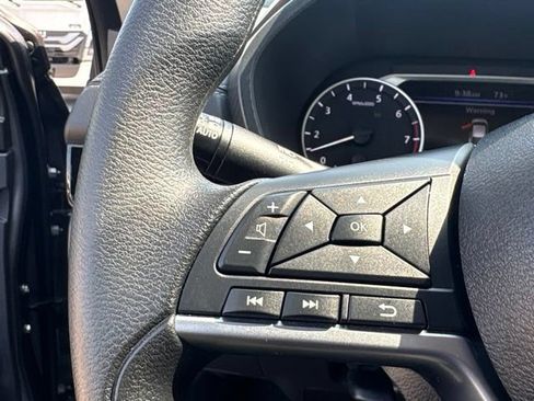 Used 2025 Nissan Sentra SV FWD image 13