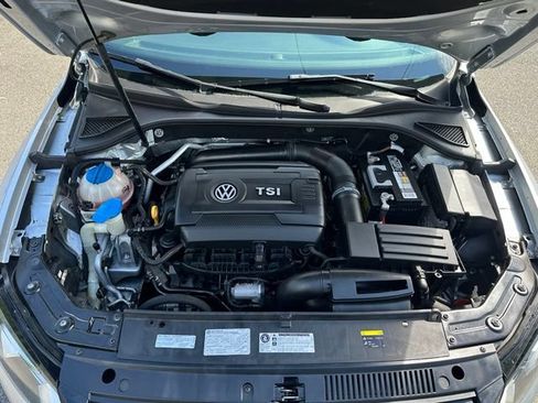 Used 2015 Volkswagen Passat 1.8T Wolfsburg Edition w/ Technology Package FWD image 18