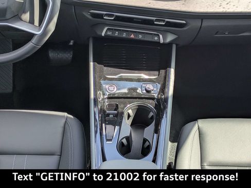 New 2026 Audi Q3 quattro 2.0T AWD/4WD image 18