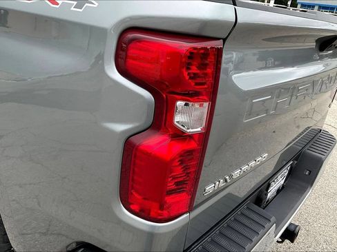 Used 2024 Chevrolet Silverado 1500 LT AWD/4WD image 28