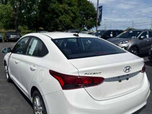 Used 2020 Hyundai Accent SEL FWD image 11