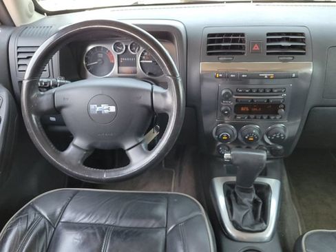 Used 2008 HUMMER H3 Luxury AWD/4WD image 10