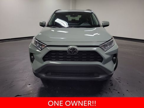 Used 2019 Toyota RAV4 XLE Premium w/ Cold Weather Package AWD/4WD image 3