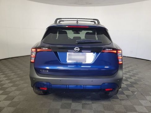 New 2026 Nissan Kicks SV w/ Cold Weather Package FWD image 6