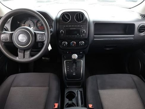 Used 2015 Jeep Patriot Sport w/ Power Value Group FWD image 24