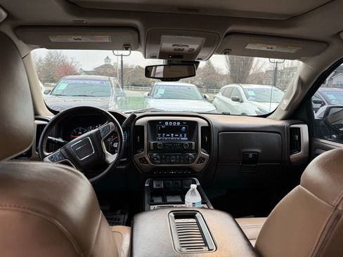 Used 2017 GMC Sierra 1500 Denali w/ Denali Ultimate Package image 12