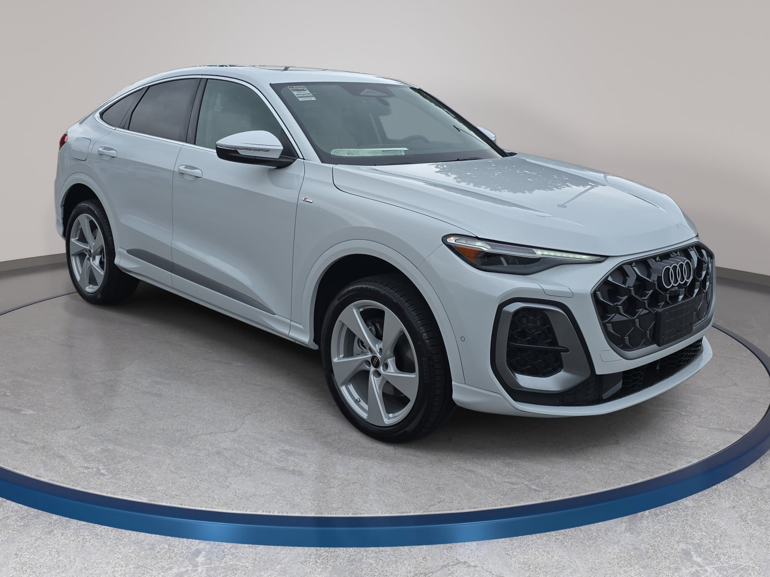 New 2026 Audi Q5 Premium Plus AWD/4WD image 3