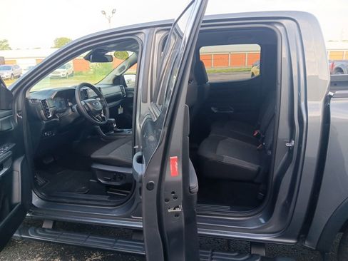 Used 2025 Ford Ranger XLT w/ Equipment Group 301A High AWD/4WD image 8