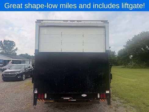 Used 2012 Ford E-350 and Econoline 350 Super Duty w/ Payload Pkg RWD image 4