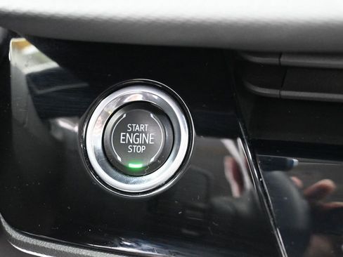 Used 2024 Buick Envision Preferred image 32