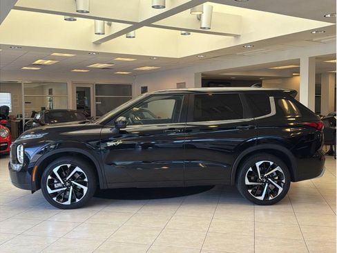Used 2024 Mitsubishi Outlander Ralliart AWD/4WD image 8