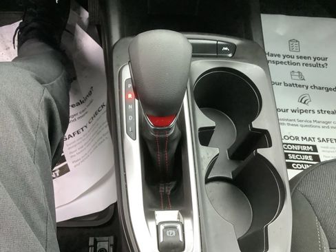 Used 2024 Chevrolet Trax RS w/ Driver Confidence Package image 20