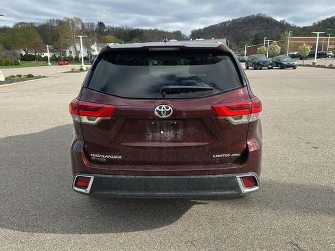 Used 2019 Toyota Highlander Limited image 4