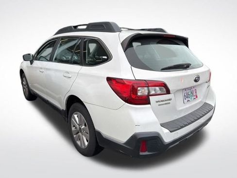 Used 2018 Subaru Outback 2.5i image 10