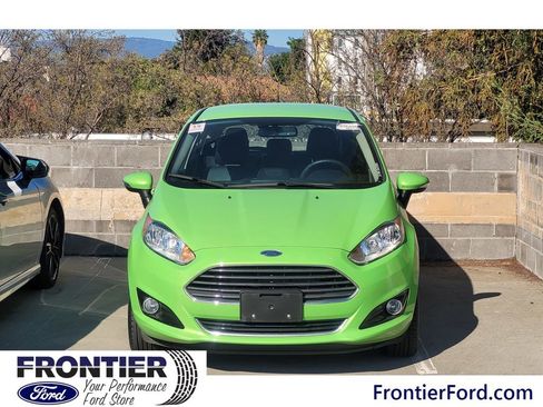 Used 2015 Ford Fiesta Titanium image 3