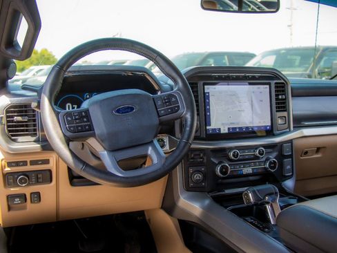 Certified 2023 Ford F150 Lariat w/ Trailer Tow Package AWD/4WD image 5