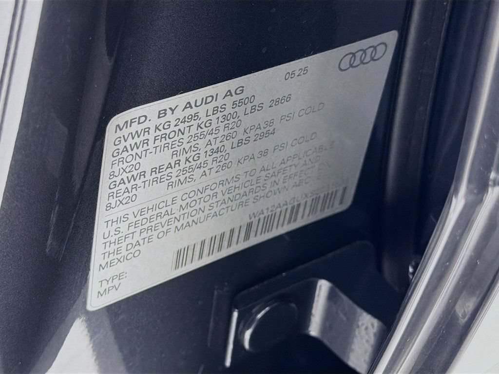Used 2025 Audi Q5 Premium Plus w/ Premium Plus AWD/4WD image 34