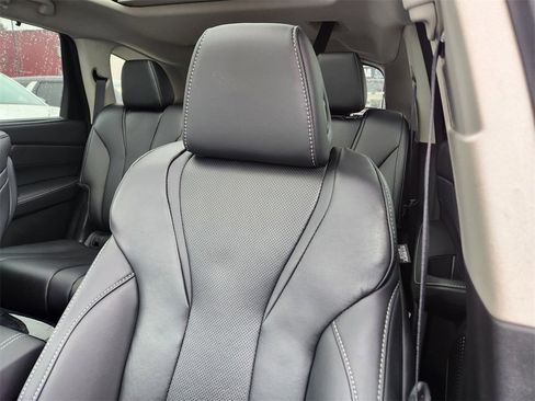 Certified 2023 Acura MDX SH-AWD w/ Technology Package image 11