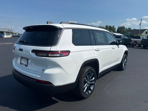 New 2026 Jeep Grand Cherokee L Limited AWD/4WD image 5