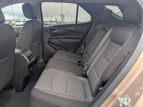 Used 2018 Chevrolet Equinox LT image 23