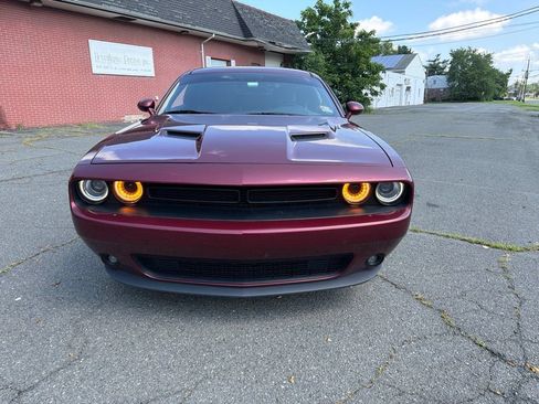 Used 2017 Dodge Challenger GT w/ Driver Convenience Group AWD/4WD image 5