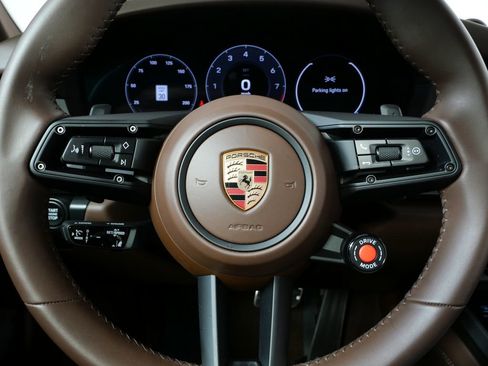 Certified 2025 Porsche 911 Carrera S image 9