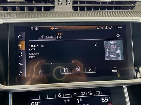 Used 2022 Audi S6 Prestige w/ Prestige Package image 36