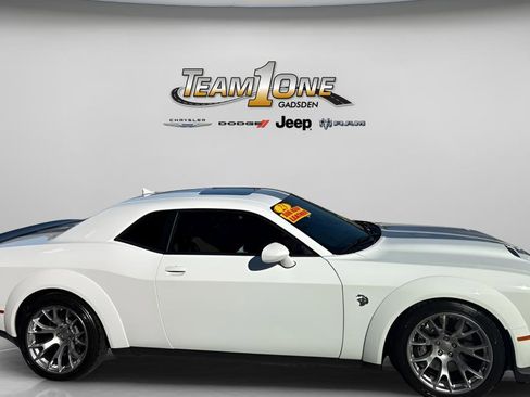 Used 2023 Dodge Challenger SRT Hellcat image 9