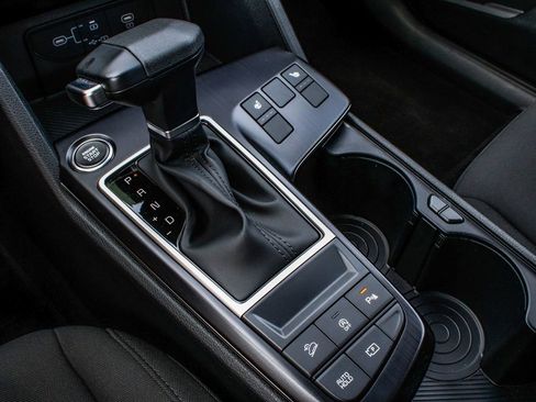 Used 2026 Kia Sportage LX image 23