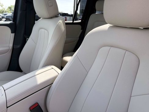 New 2026 Mercedes-Benz GLB 250 image 23