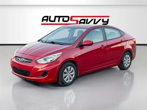 Used 2017 Hyundai Accent SE image 3