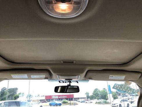 Used 2010 Ford F150 Lariat RWD image 31