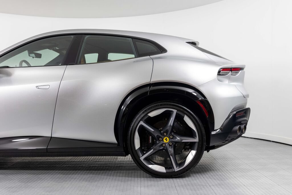 Used 2025 Ferrari Purosangue AWD/4WD image 12
