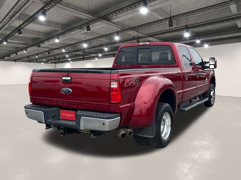 Used 2016 Ford F350 XLT w/ XLT Premium Package image 16