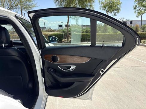 Used 2019 Mercedes-Benz C 300 Sedan image 13