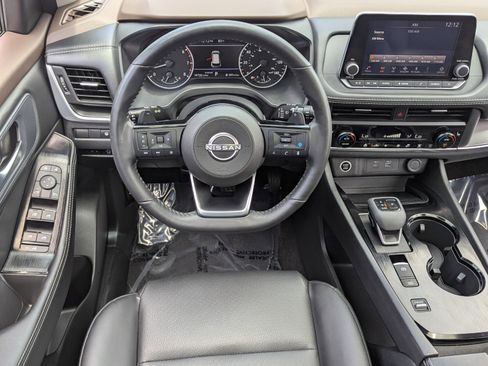 Certified 2023 Nissan Rogue SV w/ SV Premium B Package FWD image 13