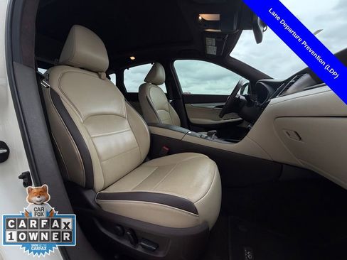 Used 2019 INFINITI QX50 Essential w/ Sensory Package image 28