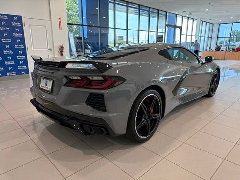 Used 2024 Chevrolet Corvette Stingray Premium Cpe w/ Z51 Performance Package RWD image 2