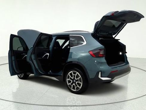 Used 2025 BMW X1 xDrive28i AWD/4WD image 13