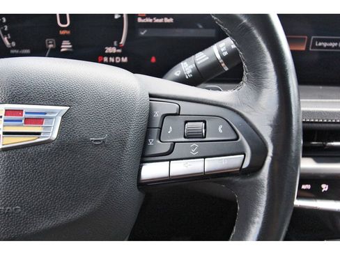 Used 2024 Cadillac XT4 Premium Luxury FWD image 16