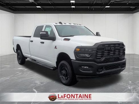 New 2026 RAM 2500 Tradesman AWD/4WD image 7