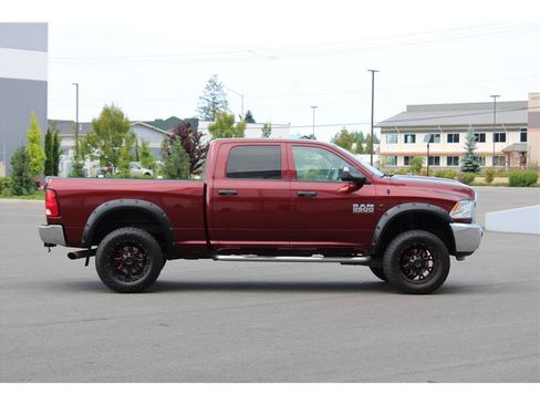 Used 2017 RAM 2500 Tradesman w/ Chrome Appearance Group image 4