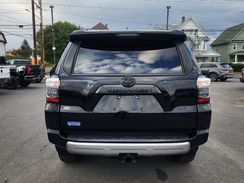Used 2022 Toyota 4Runner TRD Off-Road Premium image 20