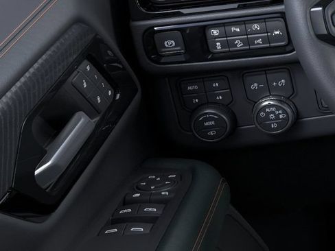 Used 2026 GMC Yukon AT4 w/ AT4 Premium Plus Package AWD/4WD image 22