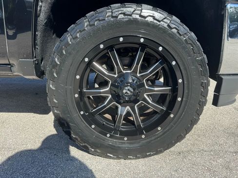 Used 2018 Chevrolet Silverado 1500 LT image 24