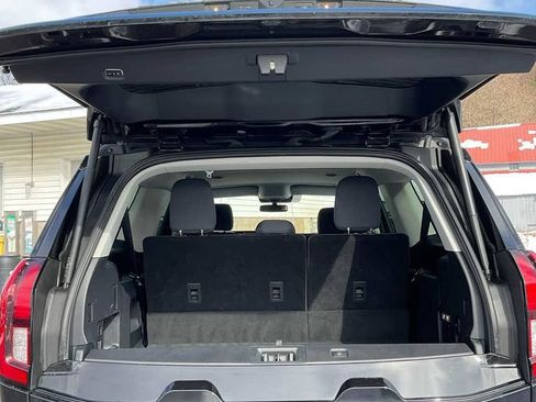 Used 2025 Ford Expedition Max Active AWD/4WD image 61