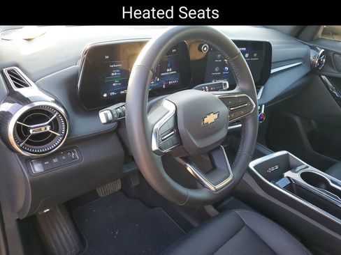 Used 2024 Chevrolet Equinox LT image 7