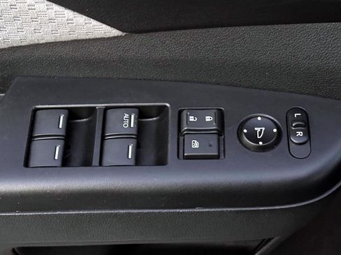 Used 2016 Honda CR-V EX image 13