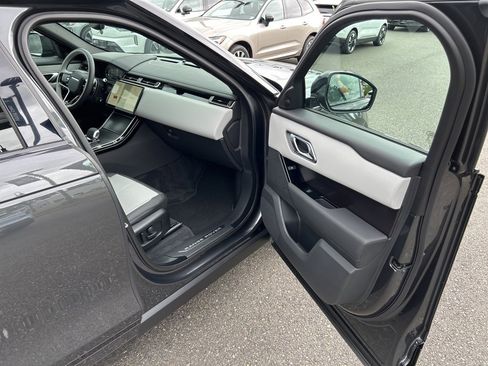 New 2026 Land Rover Range Rover Velar Dynamic SE image 19