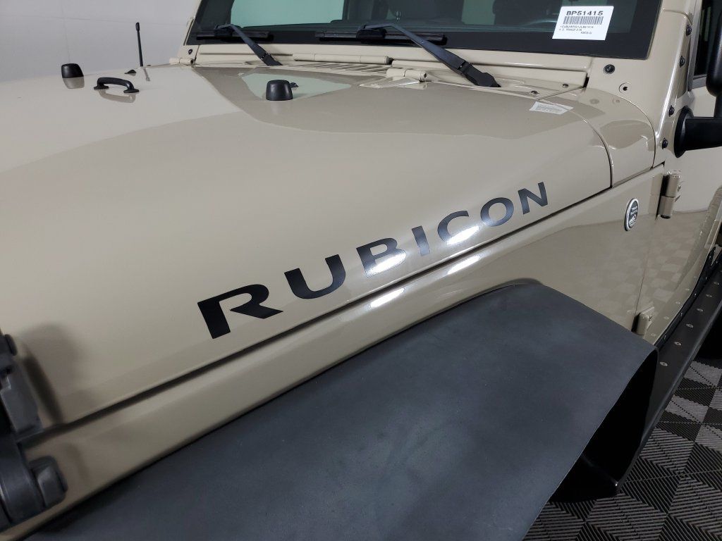 Used 2018 Jeep Wrangler Unlimited Rubicon w/ Connectivity Group AWD/4WD image 12
